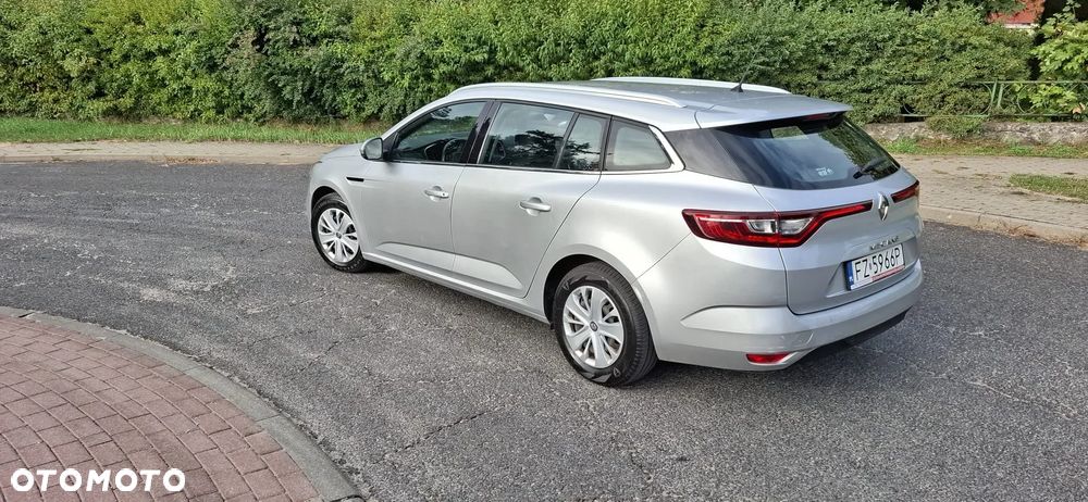 Renault Megane 1.5 dCi Intens - 2