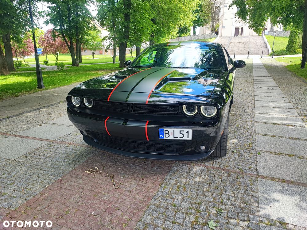 Dodge Challenger - 3
