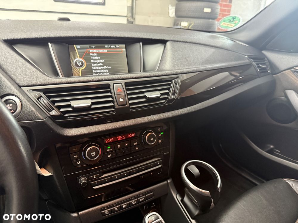 BMW X1 xDrive18d - 21