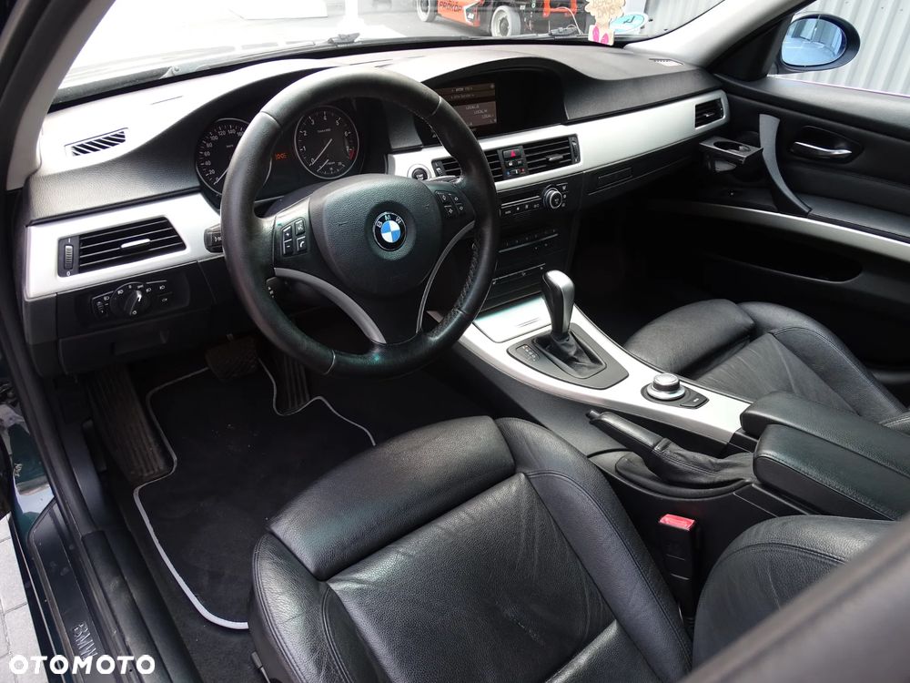 BMW Seria 3 325xi - 6