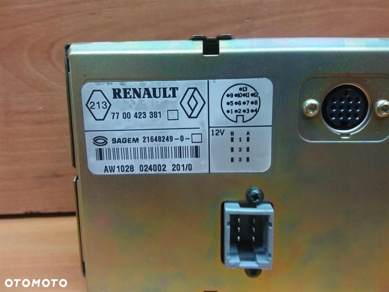 WYŚWIETLACZ RENAULT LAGUNA I 7700423381 - 2