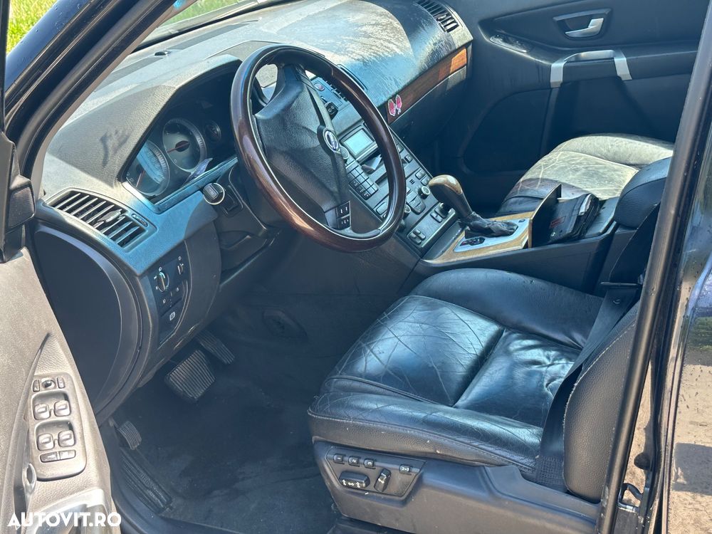 Volvo XC 90 D5 Geartronic Momentum - 6