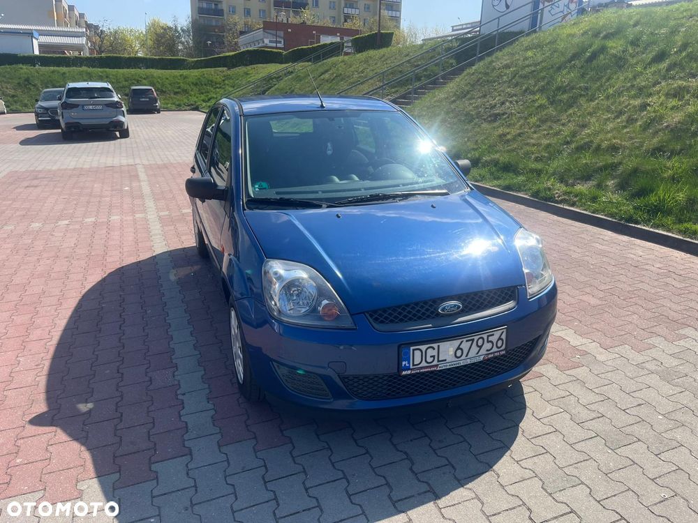 Ford Fiesta 1.3 Trend - 4