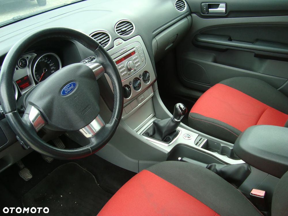 Ford Focus - 9