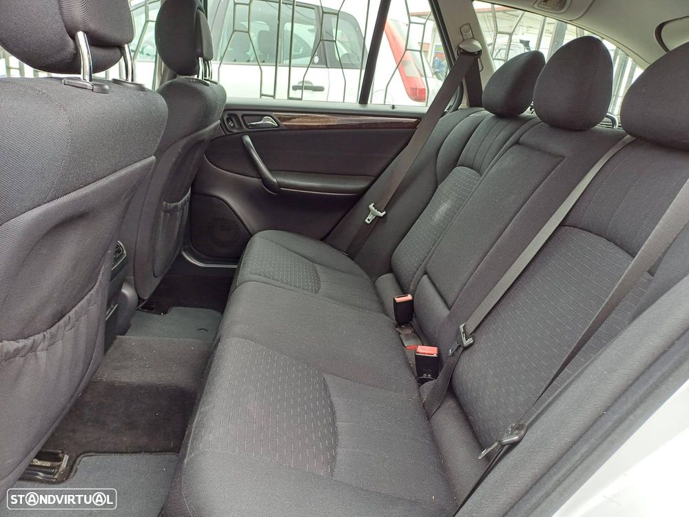 Mercedes-Benz C 220 - 9