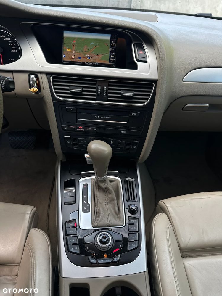 Audi A4 Avant 3.2 FSI multitronic Ambition - 17