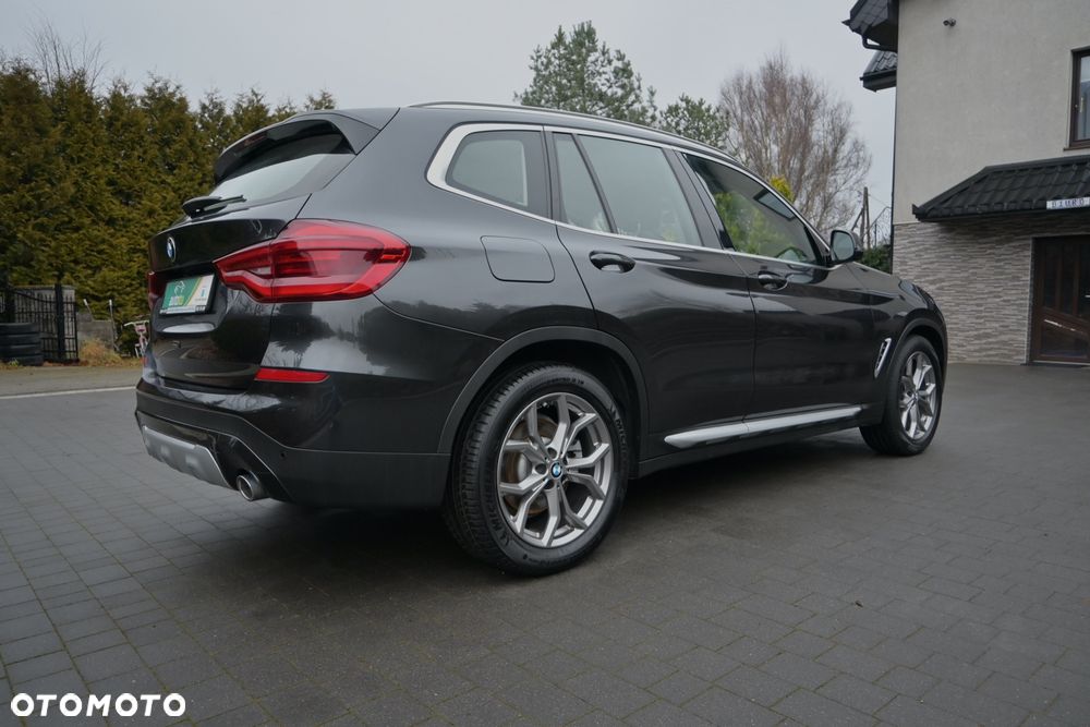 BMW X3 sDrive18d Business Edition sport - 8