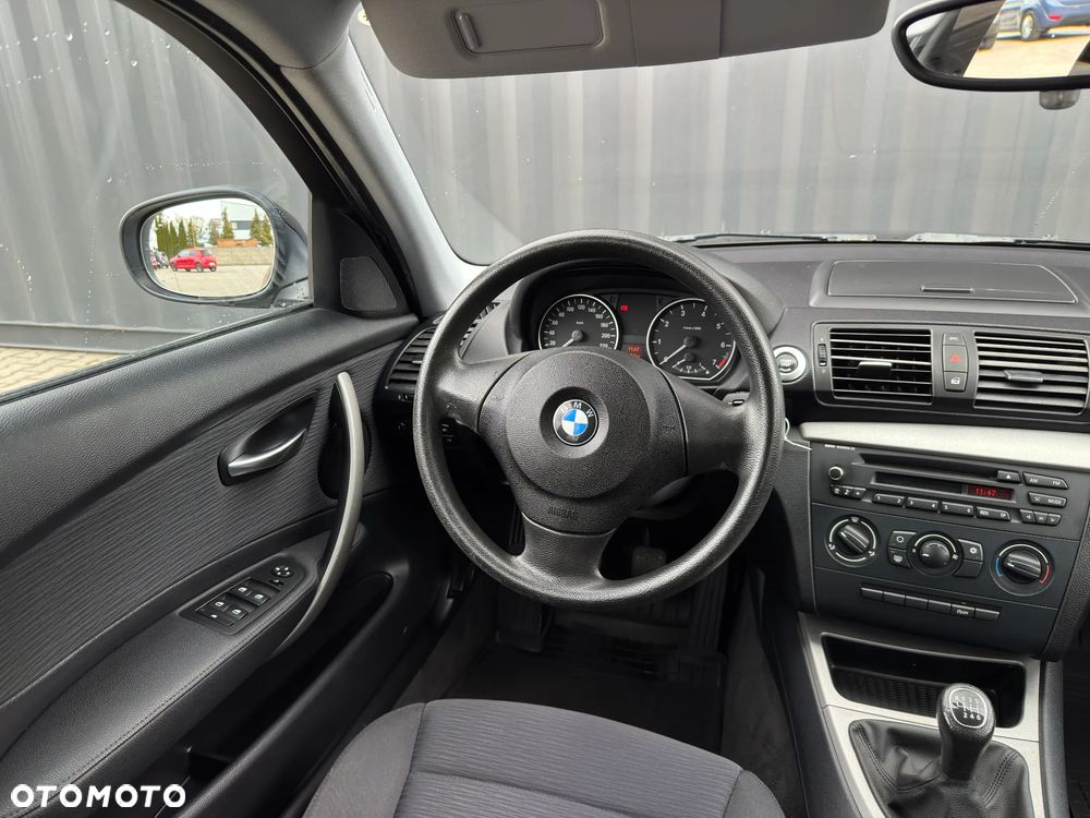 BMW Seria 1 - 20