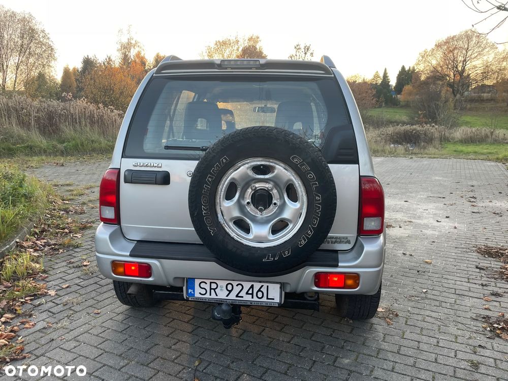 Suzuki Grand Vitara 2.0 - 5