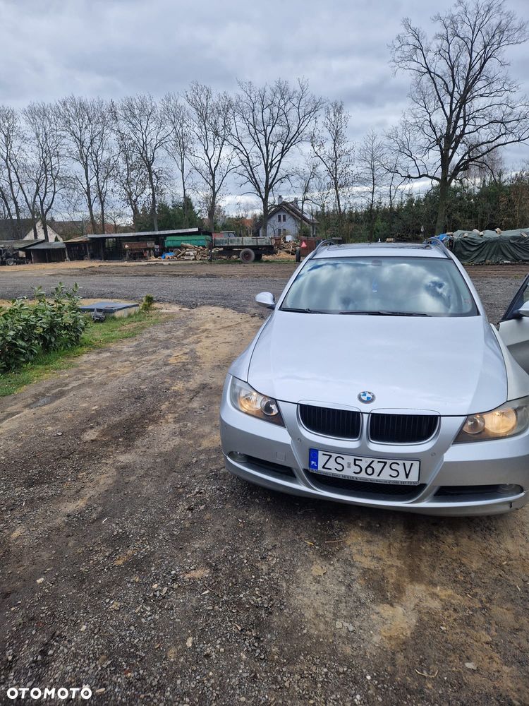 BMW Seria 3 320d DPF - 1