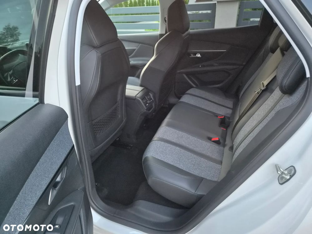 Peugeot 3008 BlueHDi 130 Stop & Start Allure - 13