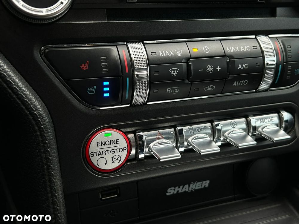 Ford Mustang 5.0 V8 GT - 13