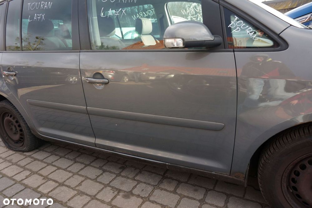 DRZWI PRZEDNIE PRAWE TOURAN I 1T LA7X  SZARY VOLKSWAGEN 2003-2006 - 4