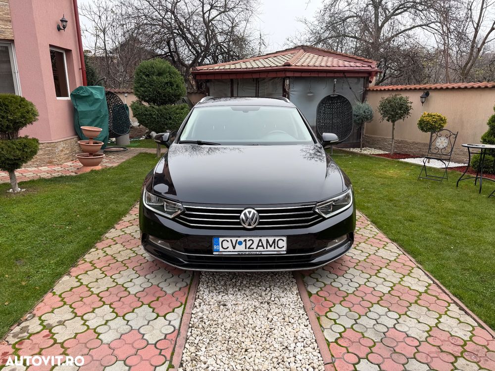 Volkswagen Passat Variant 2.0 TDI SCR DSG Highline - 2