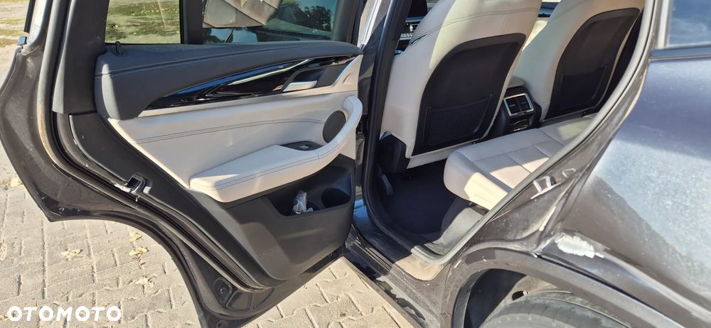 BMW iX3 80kWh Impressive - 40