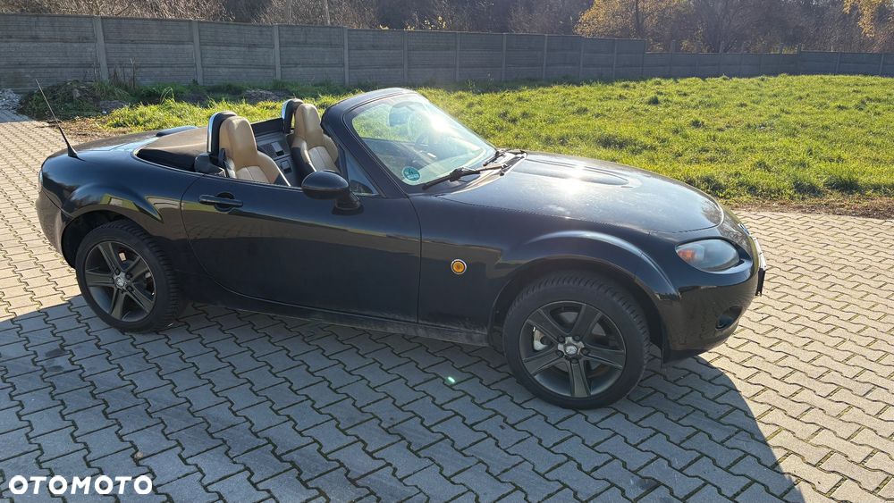 Mazda MX-5 2.0 MZR Sports-Line - 2
