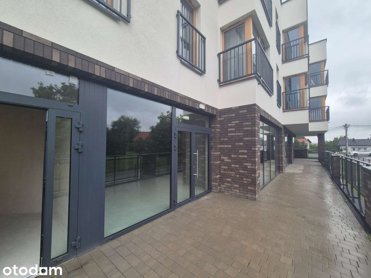 Wynajmę nowy lokal 150m2 w Skawinie na granicy Krakowa - Pełny obrazek: 3/9