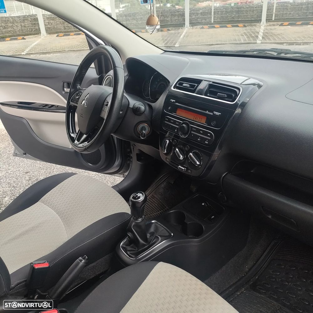 Mitsubishi Space Star 1.2 Intense - 13