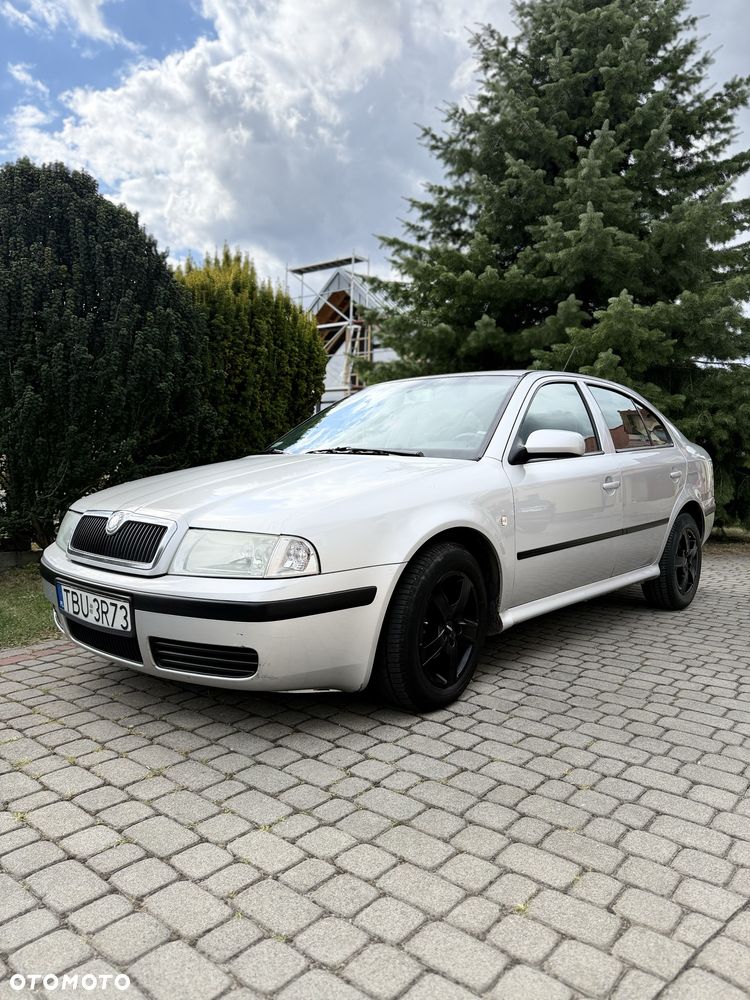 Skoda Octavia - 1