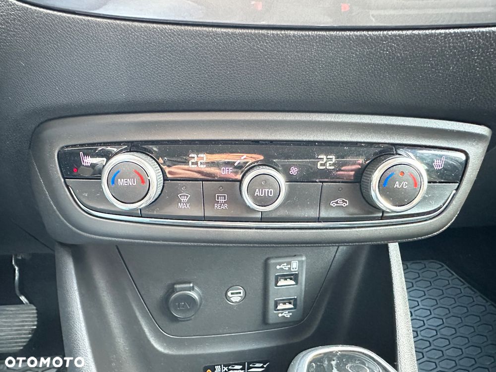 Opel Crossland X 1.2 T GPF Elite S&S - 12