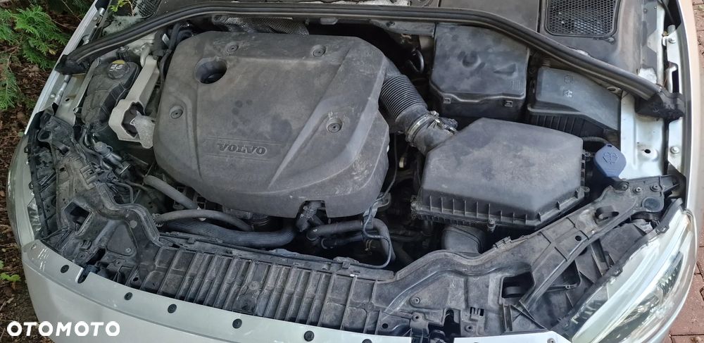 Volvo V60 D2 Drive-E Dynamic Edition (Kinetic) - 32