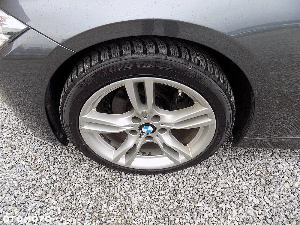 BMW Seria 3 318d M Sport - 24