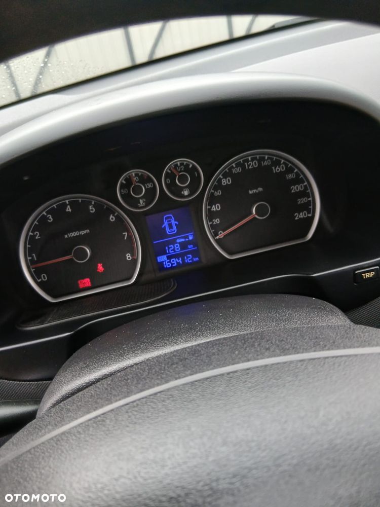 Hyundai i30 1.6 Comfort - 13