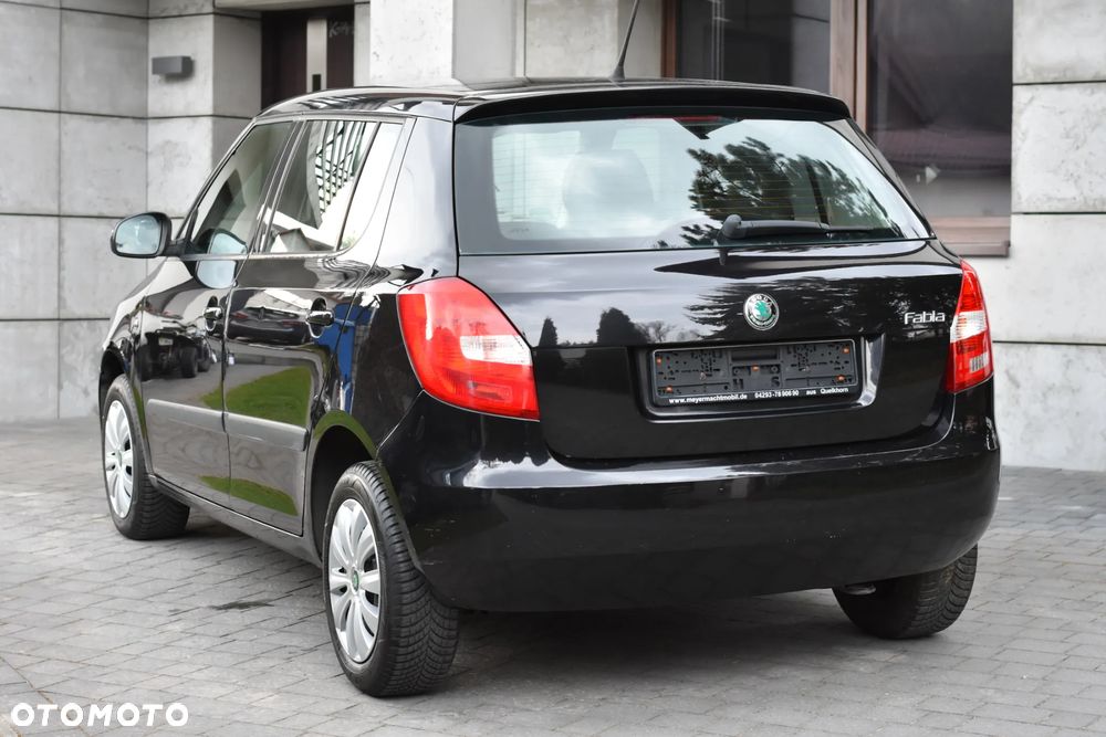 Skoda Fabia 1.2 HTP Fresh - 2