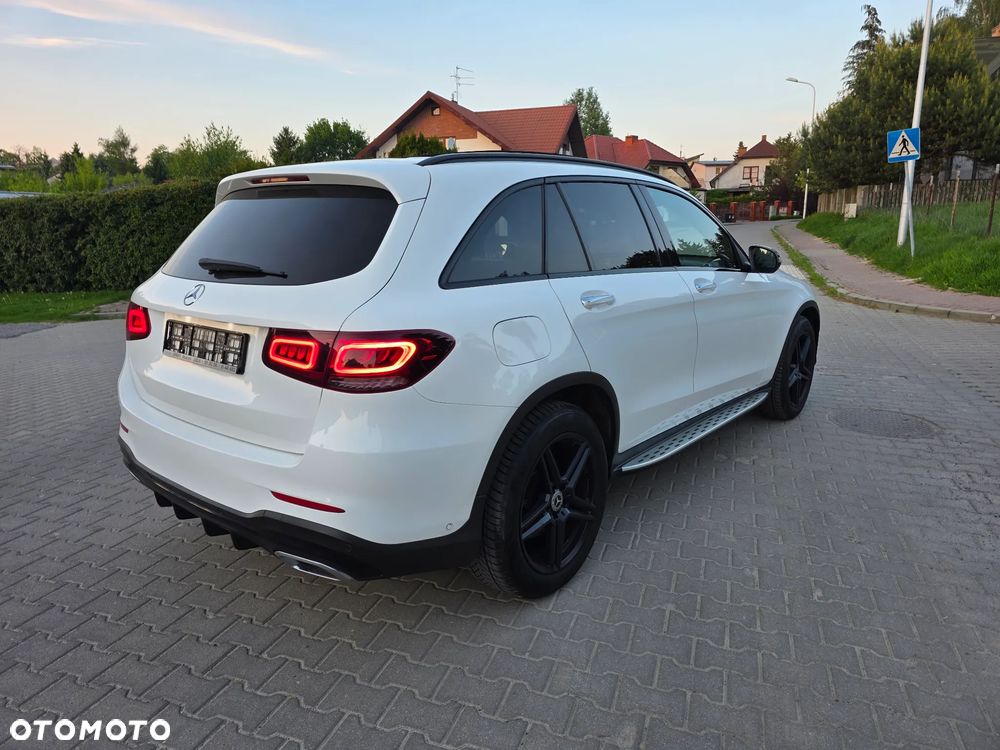Mercedes-Benz GLC 200 4Matic 9G-TRONIC AMG Line - 40
