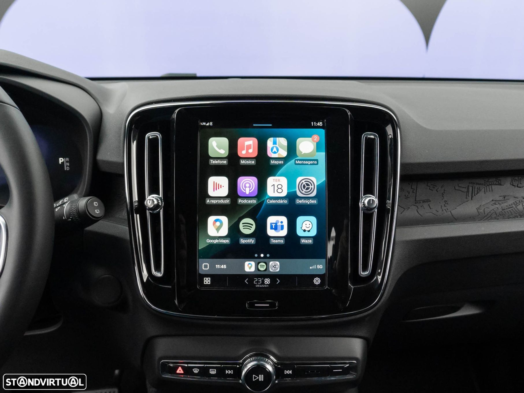 Volvo XC 40 Recharge Core - 39