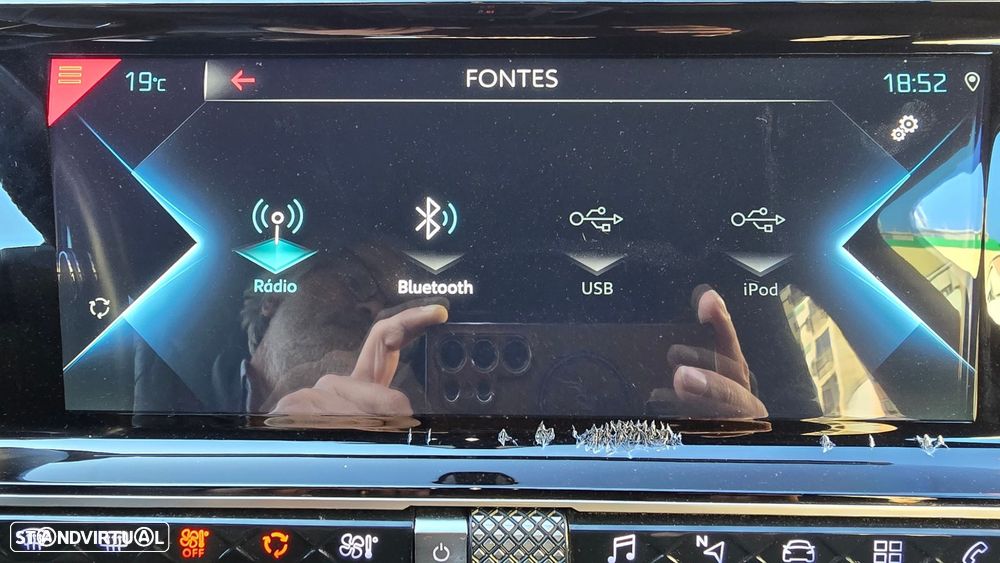 DS DS7 Crossback - 33