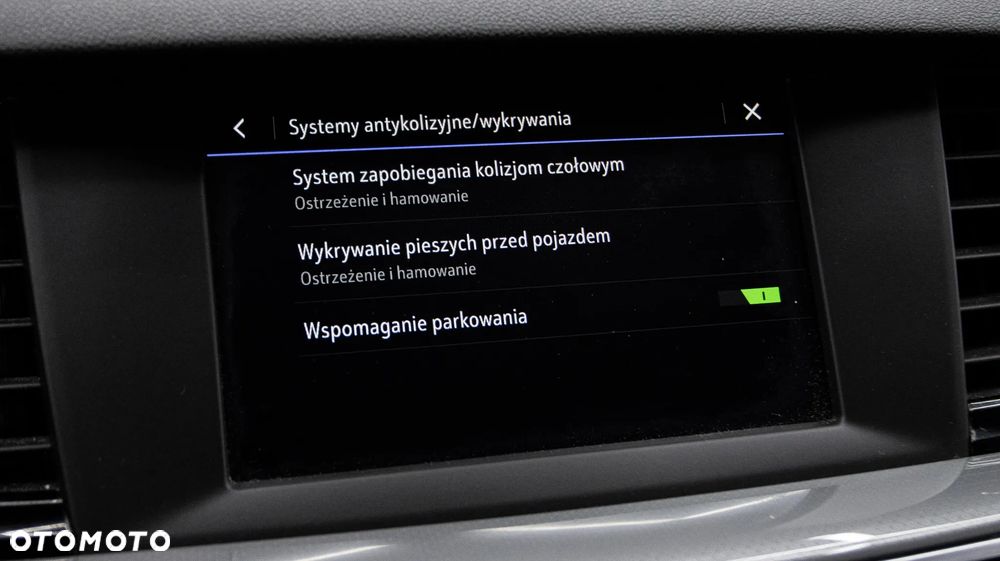 Opel Insignia 1.5 T Innovation S&S - 26