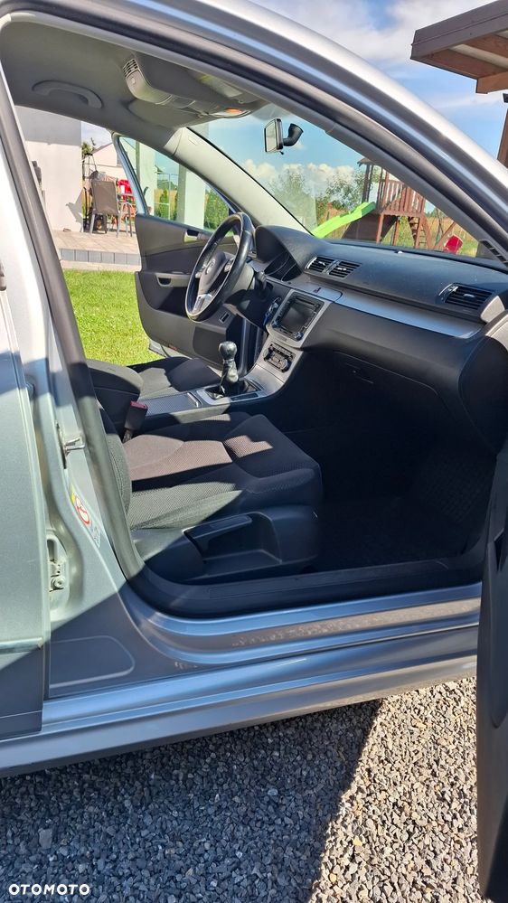 Volkswagen Passat 1.8 TSI Comfortline - 30