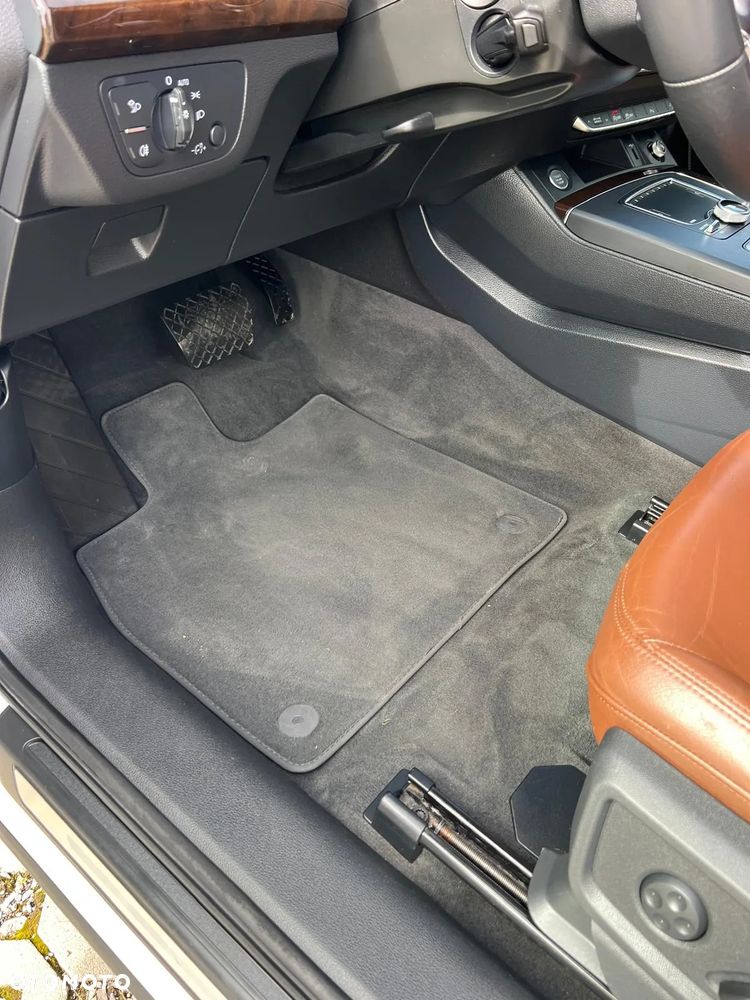 Audi Q5 2.0 TFSI Quattro S tronic design - 11