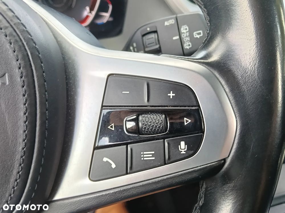 BMW Seria 1 116d M Sport Shadow - 29