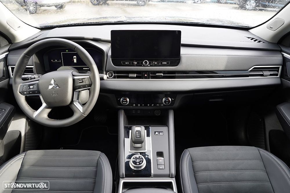 Mitsubishi Outlander 2.4 PHEV Intense - 6
