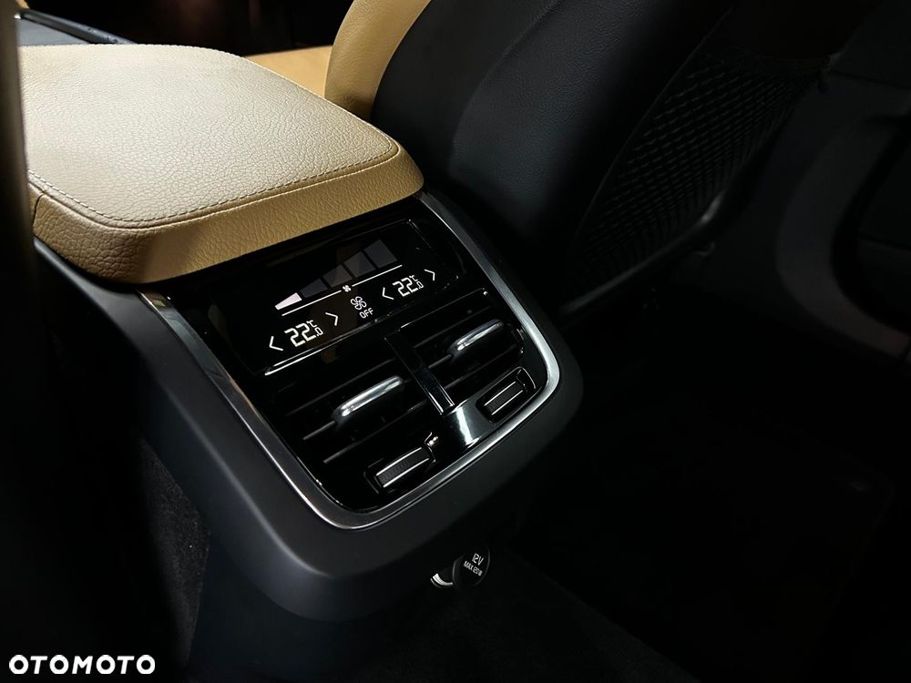 Volvo S90 T5 Momentum - 22