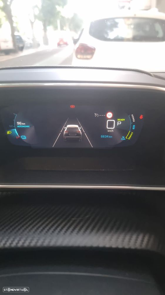 Peugeot e-2008 — fotografia 9