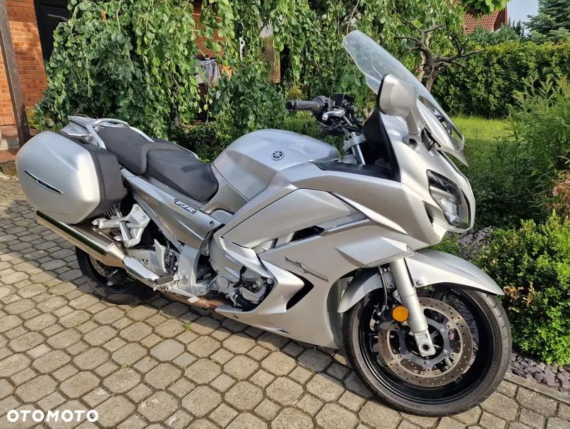 Yamaha FJR - 1