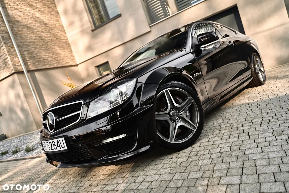 Mercedes-Benz Klasa C 63 AMG - 3