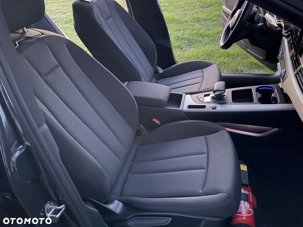Audi A4 Limousine 35 TFSI mHEV S tronic - 26