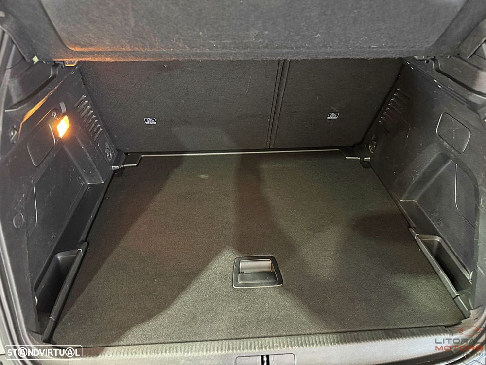Peugeot 3008 1.2 PureTech Allure EAT8 - 11