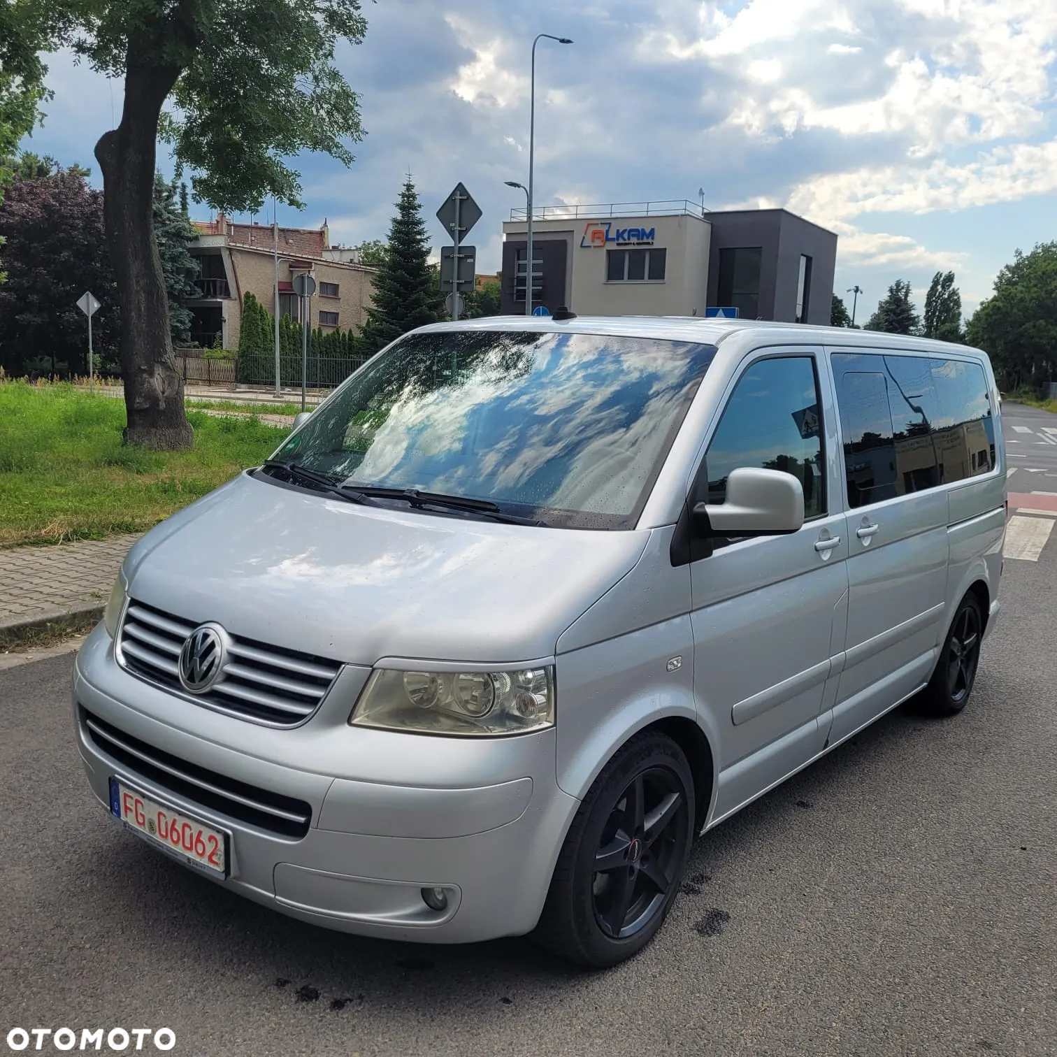 Volkswagen Multivan TDI L1 Comfortline - 3