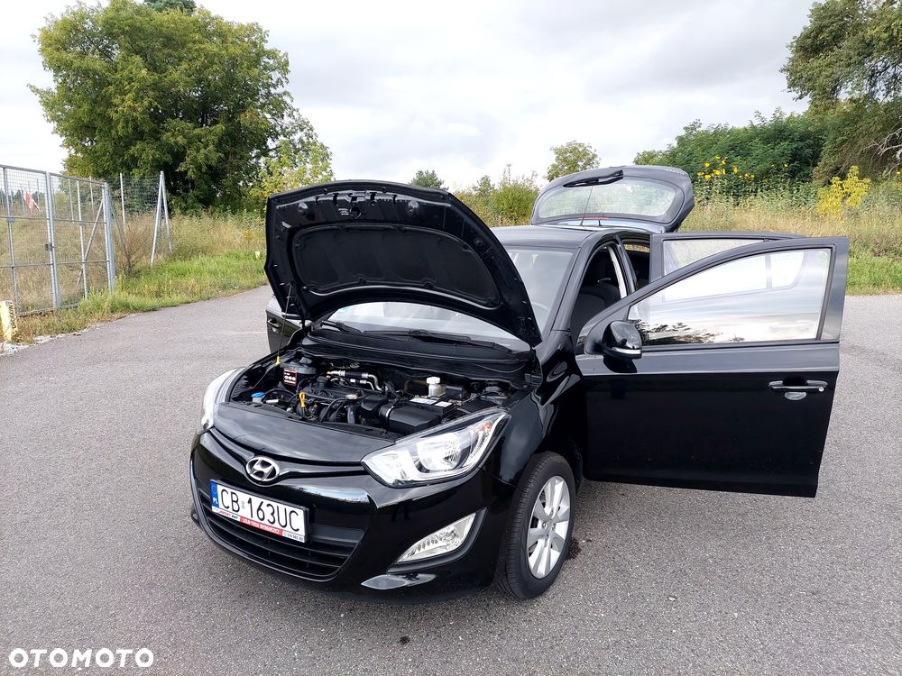 Hyundai i20 - 12
