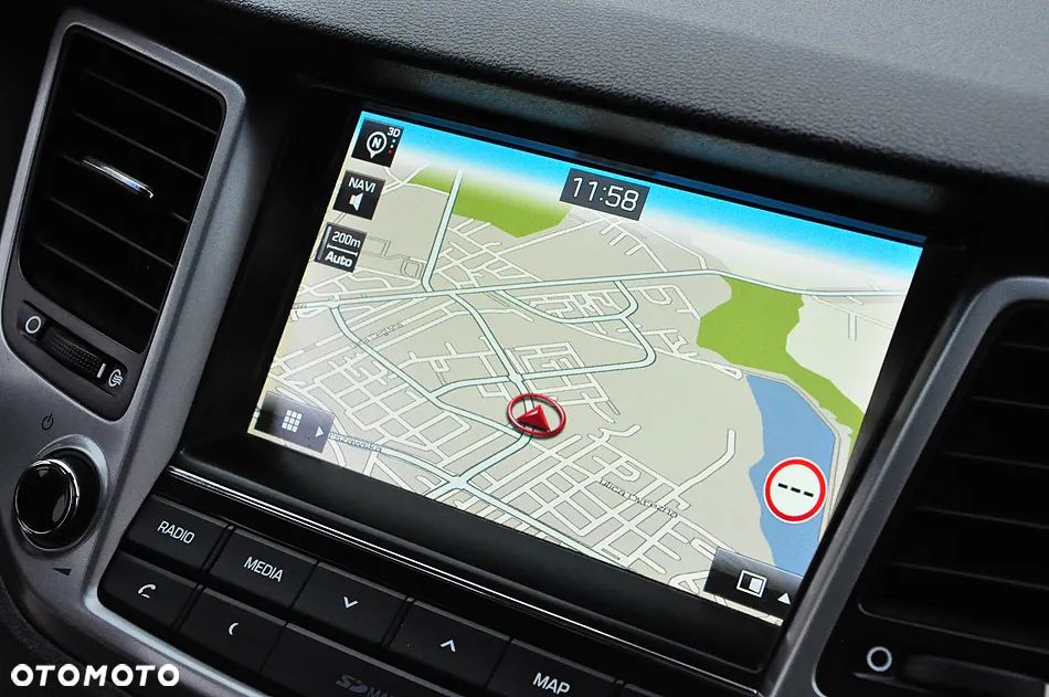 Hyundai Tucson blue 1.7 CRDi 2WD DCT Premium - 23