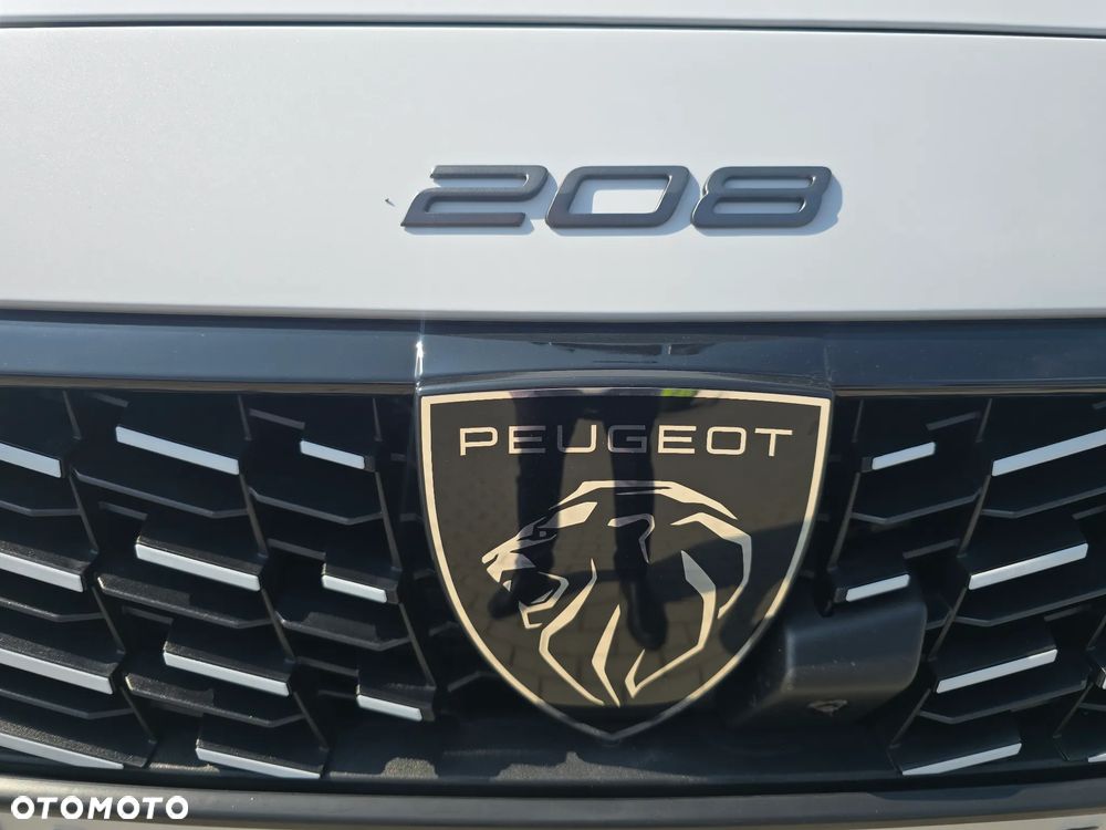 Peugeot 208 1.2 mHEV GT - 12