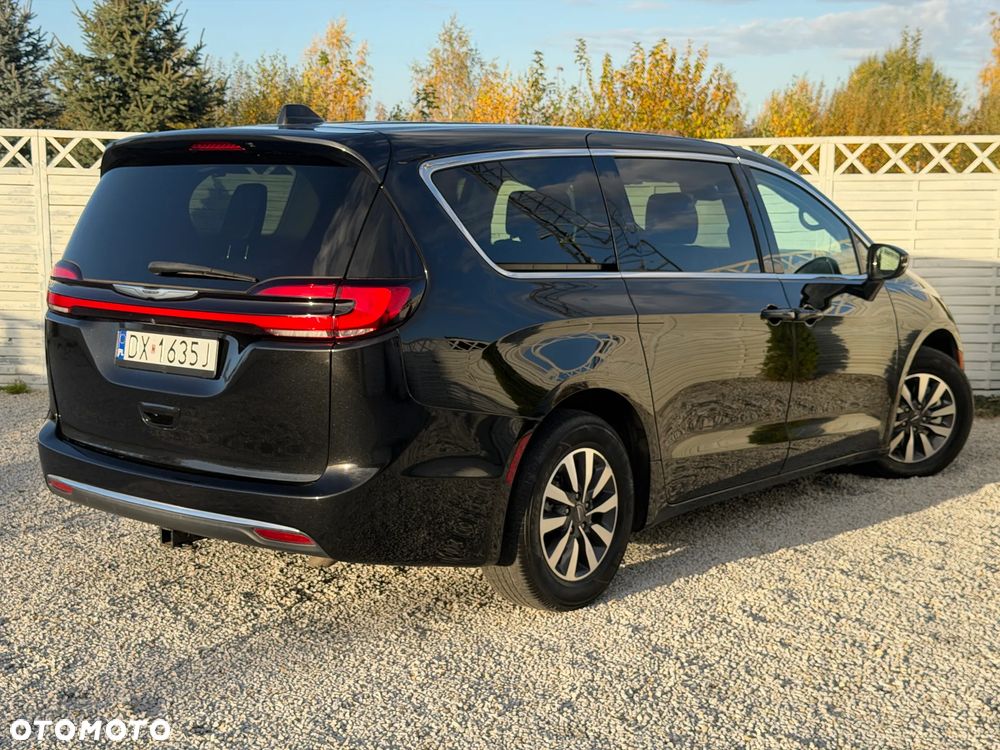 Chrysler Pacifica 2022 photo 3
