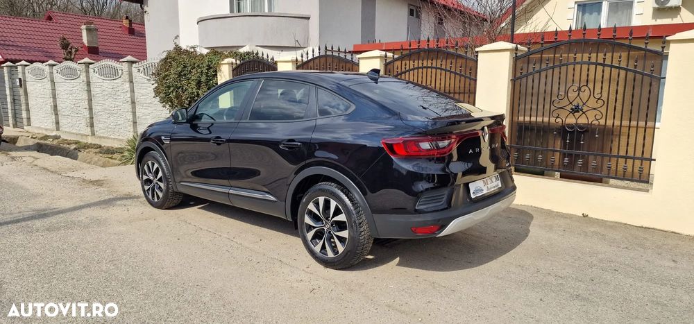 Renault Arkana E-TECH 145 Evolution - 3