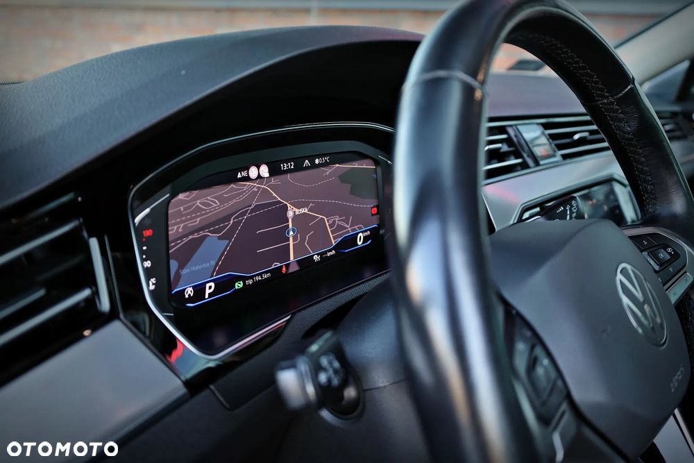 Volkswagen Passat 2.0 TSI Elegance DSG - 19