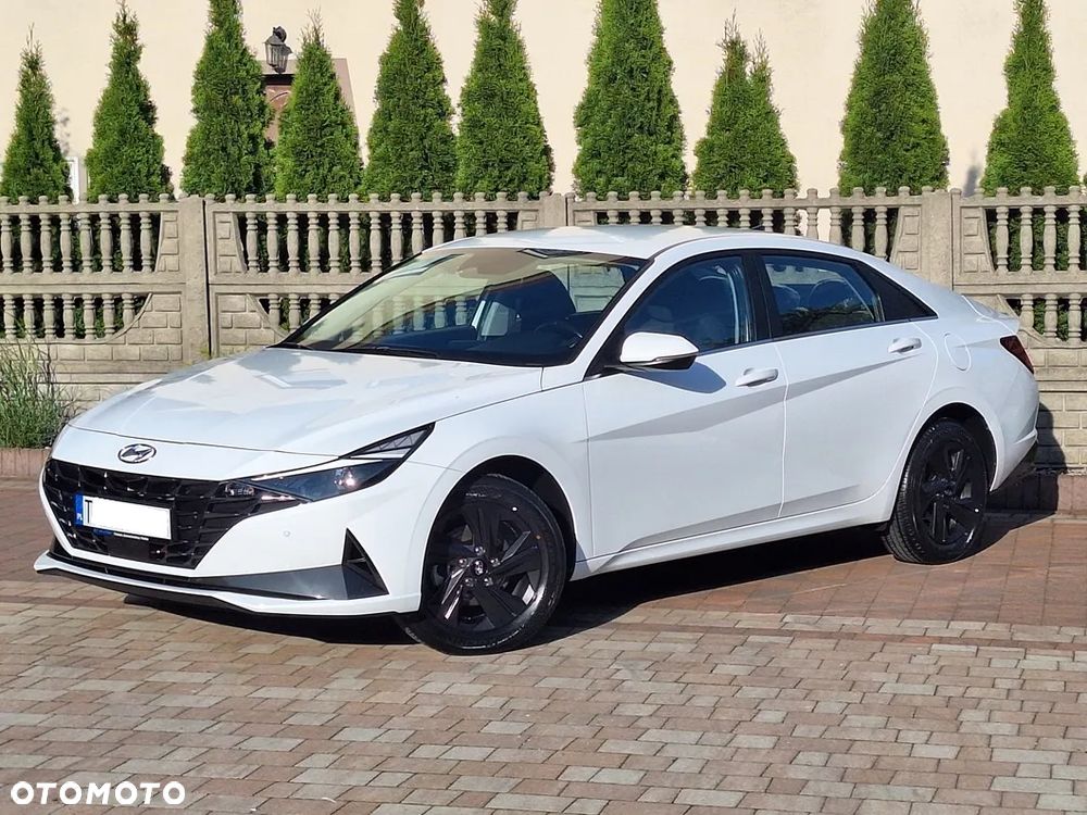Hyundai Elantra 1.6 Smart - 2